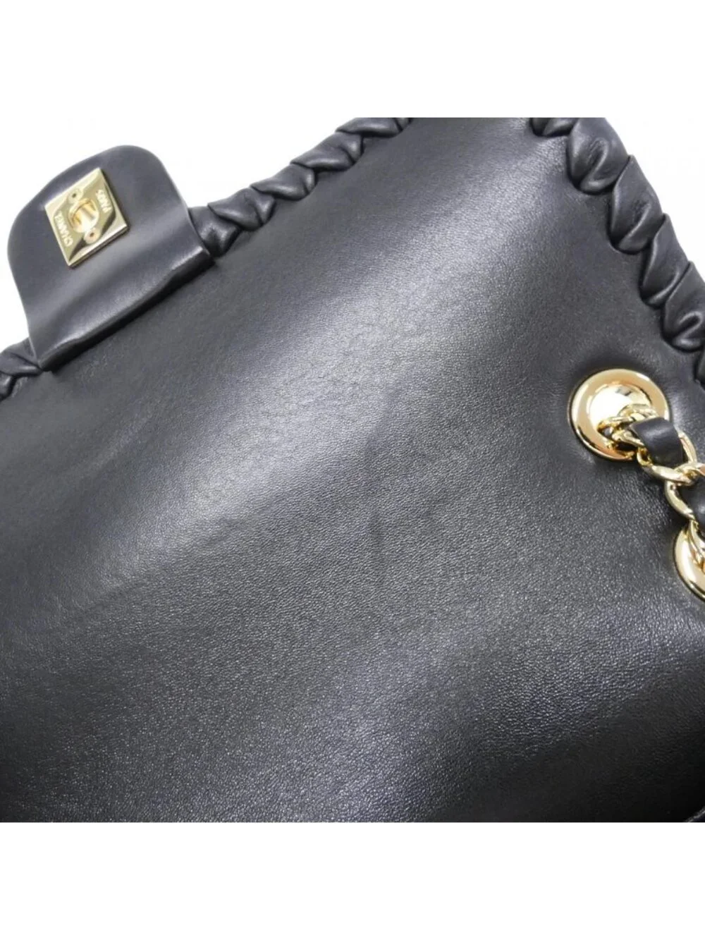 Chanel Shoulder Bag Black